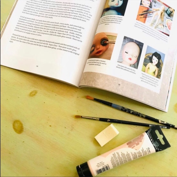 Doll University Book Signed By Author Amanda Boggs How To Restoration Career - Picture 7 of 8